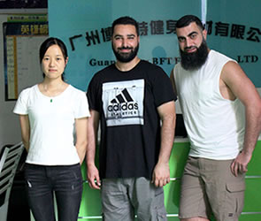 澳大利亚客户到草莓直播在线观看免费播放高清采购商用健身房器材