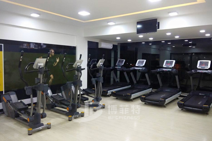 草莓直播在线观看免费播放高清印度客户健身房案例